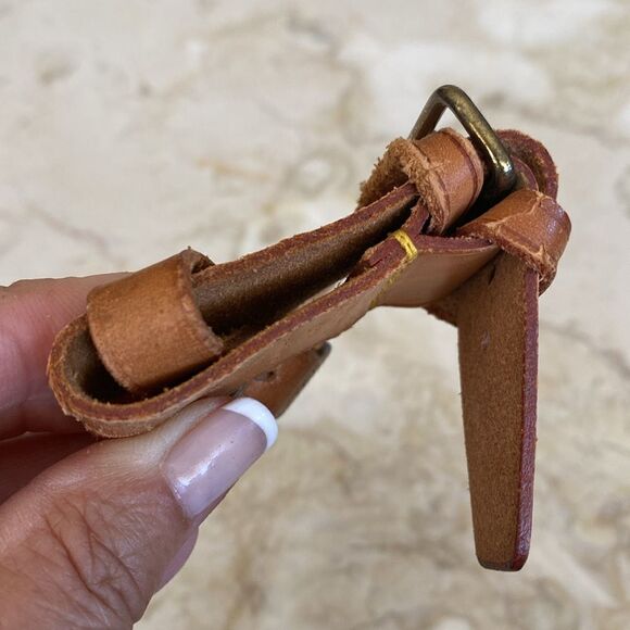 Vintage Louis Vuitton Vachetta Leather Luggage Tag & Poignet - Picture 9 of 12